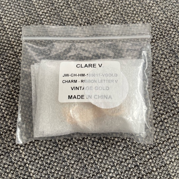 Sold NWOT “V” Clare V Ribbon Charm - Picture 4 of 9